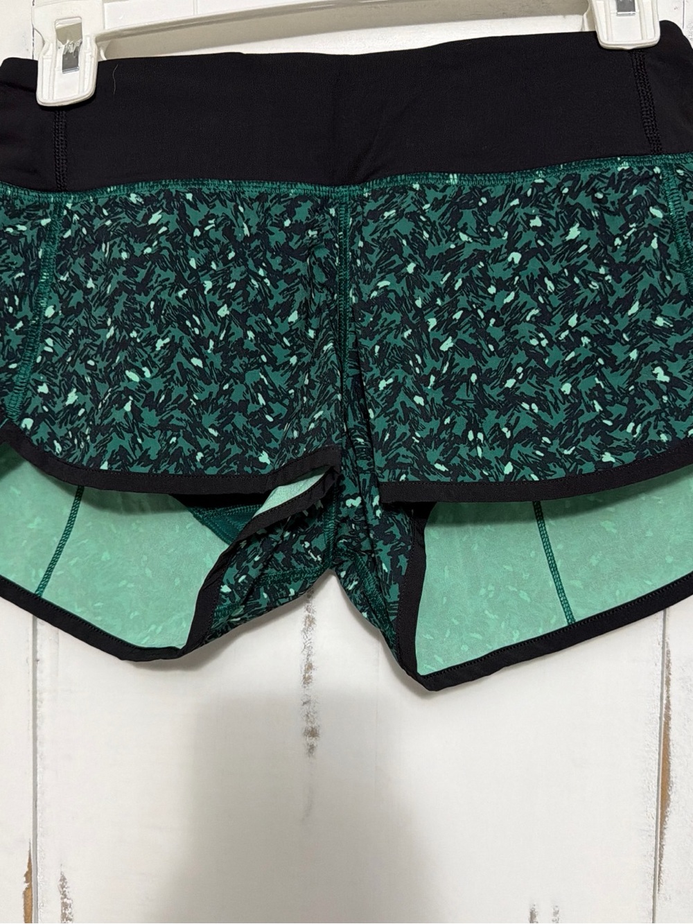 lululemon athletica Green Multi-Print Athletic Shorts with Black Waistband